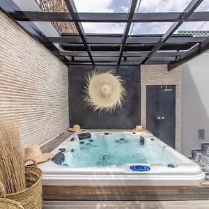 https://riad-princesse-des-sables-jaccuzzi-spa-breakfast.marrakeshhotelsmorocco.com